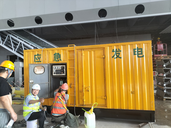 广阳怎样判断空气滤清器是否需要更换？